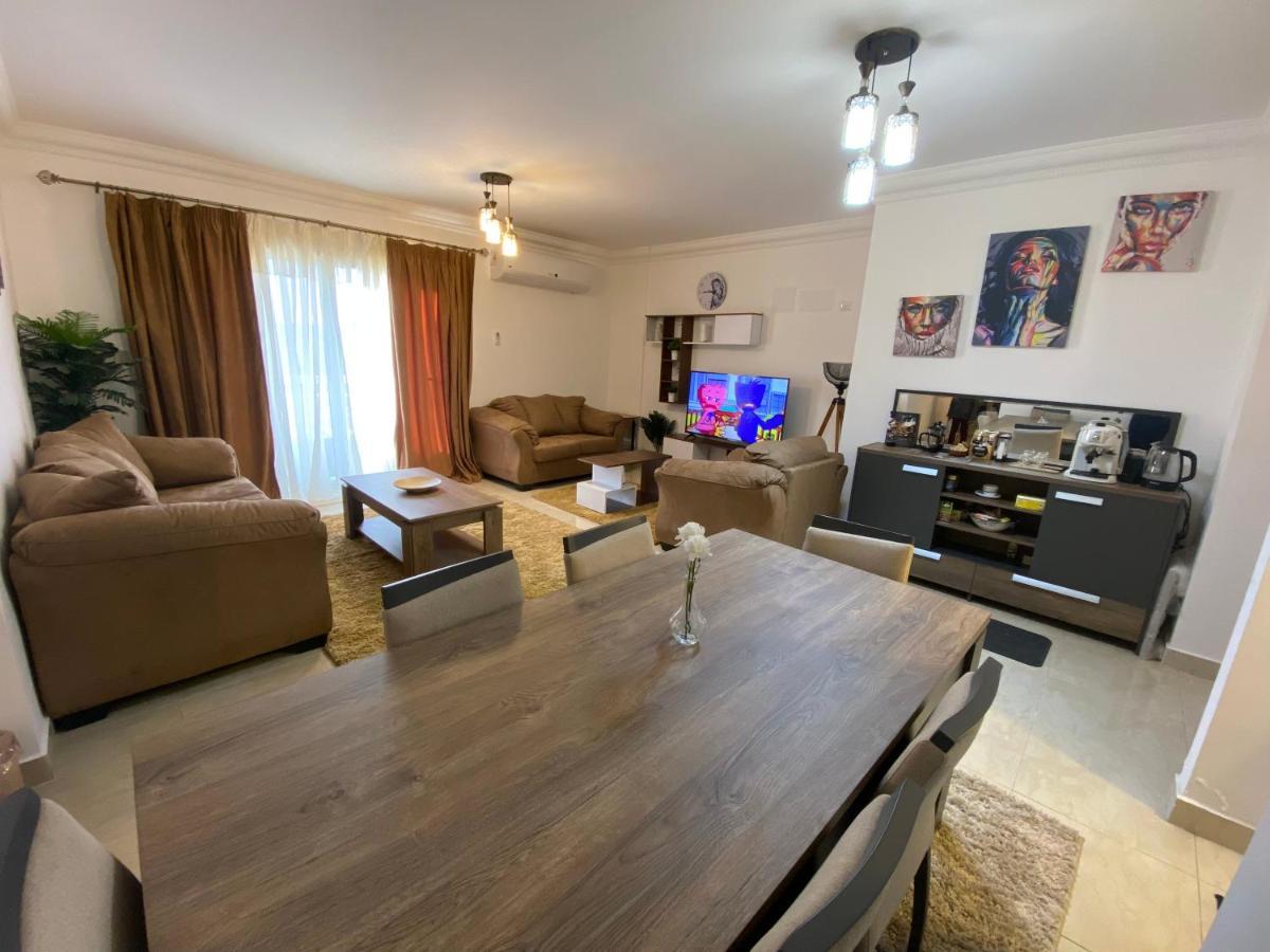 Madinaty Well-Furnished 3- Bedroom Apartment - شقة فندقيه للايجار مدينتي Madinat ash Shuruq Zewnętrze zdjęcie