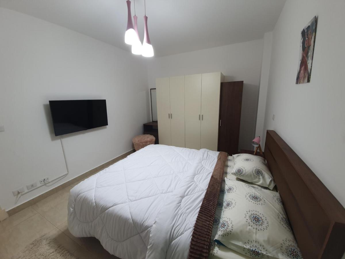 Madinaty Well-Furnished 3- Bedroom Apartment - شقة فندقيه للايجار مدينتي Madinat ash Shuruq Zewnętrze zdjęcie