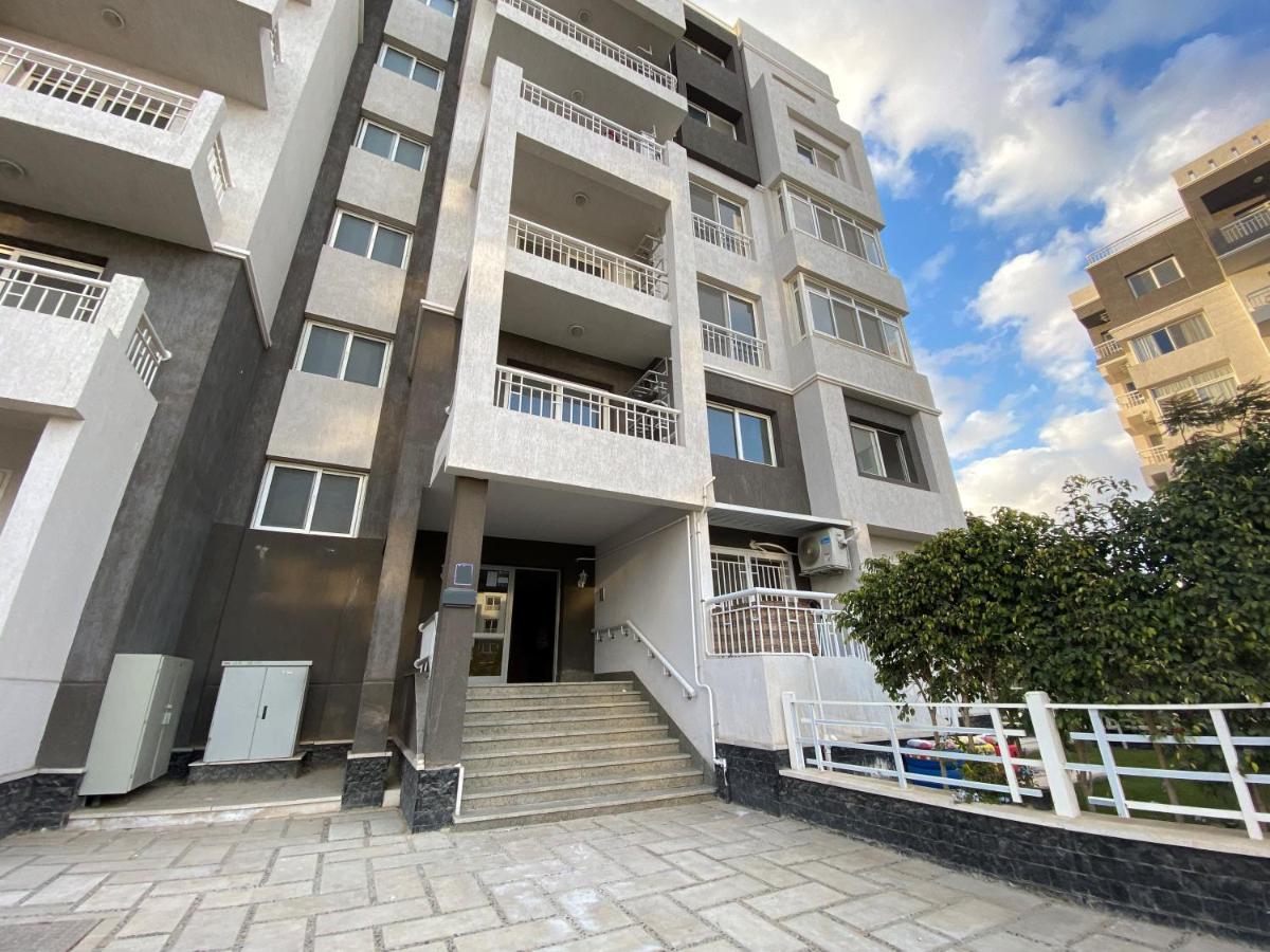 Madinaty Well-Furnished 3- Bedroom Apartment - شقة فندقيه للايجار مدينتي Madinat ash Shuruq Zewnętrze zdjęcie